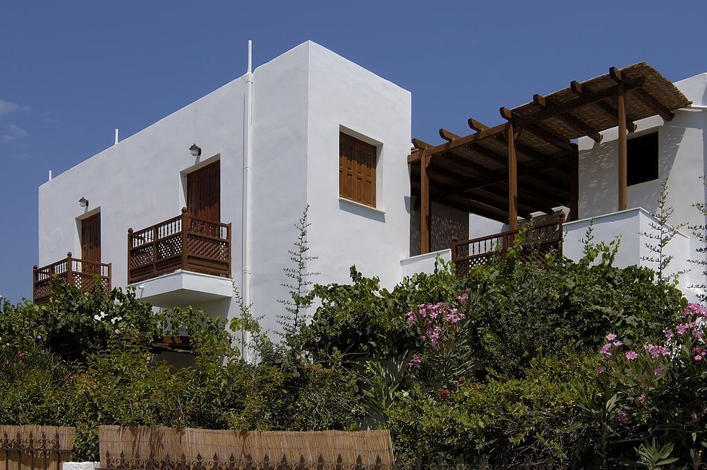 סקירוס Deidamia Hotel מראה חיצוני תמונה
