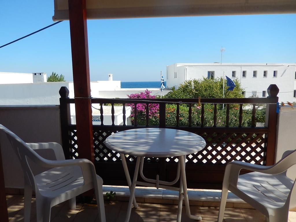 סקירוס Deidamia Hotel מראה חיצוני תמונה