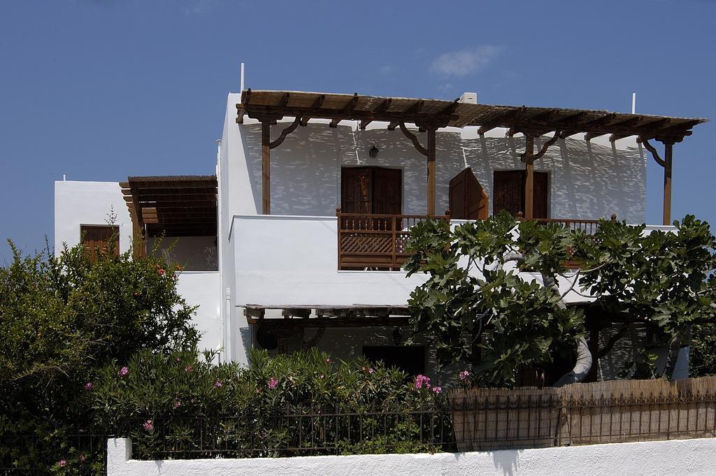 סקירוס Deidamia Hotel מראה חיצוני תמונה