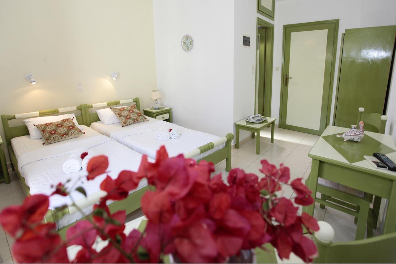 סקירוס Deidamia Hotel מראה חיצוני תמונה