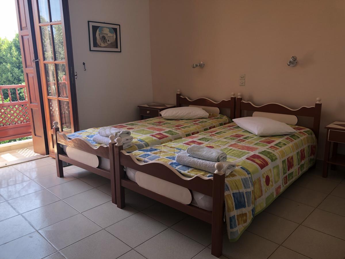 סקירוס Deidamia Hotel מראה חיצוני תמונה