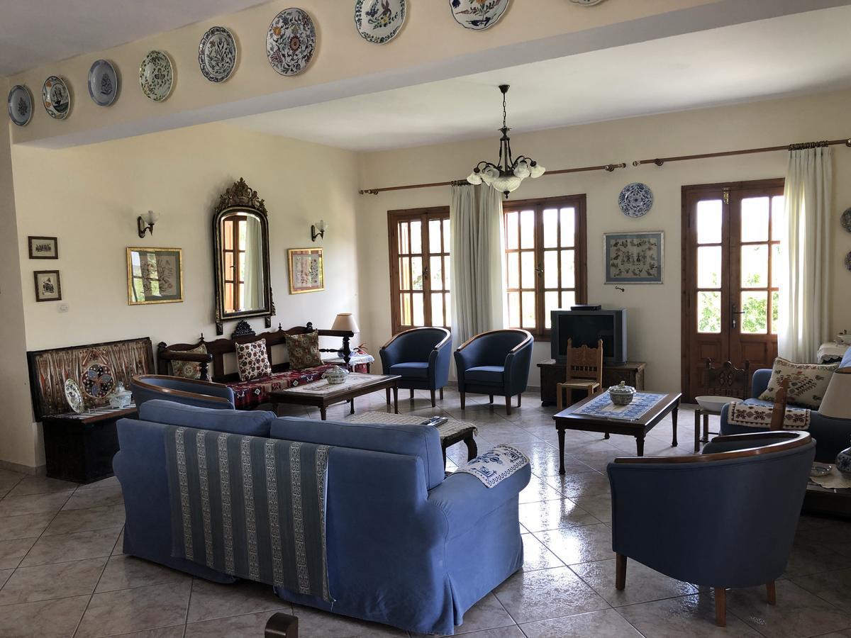 סקירוס Deidamia Hotel מראה חיצוני תמונה