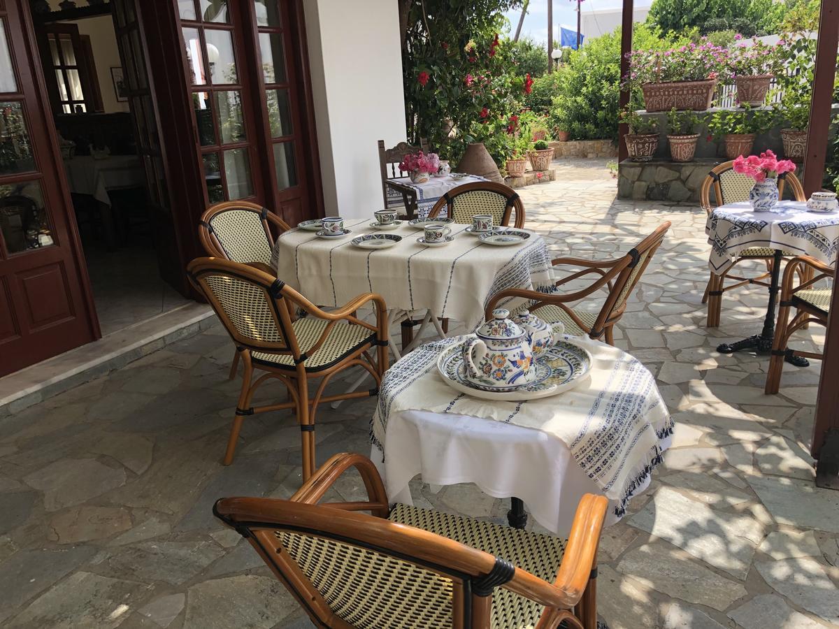 סקירוס Deidamia Hotel מראה חיצוני תמונה