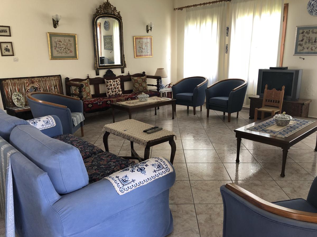 סקירוס Deidamia Hotel מראה חיצוני תמונה